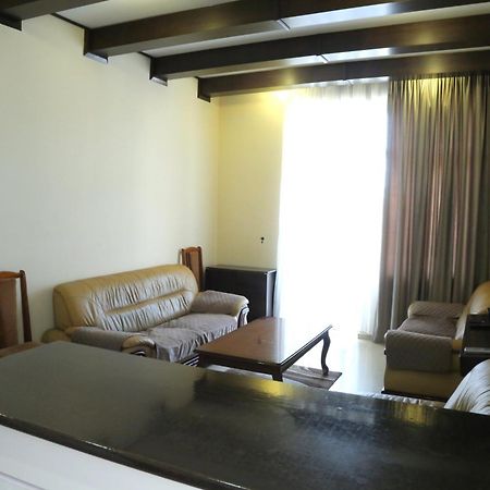 Rent Inn Yerevan On Sakharov Square Extérieur photo