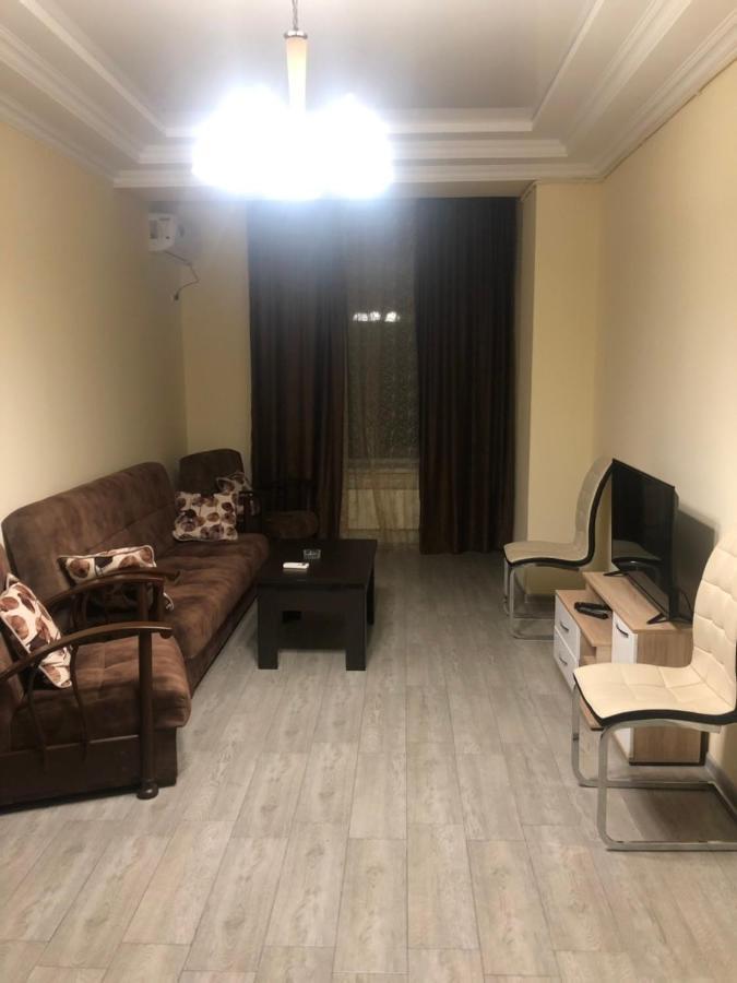 Rent Inn Yerevan On Sakharov Square Extérieur photo